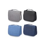 תיק כלי רחצה ממותג נתלה עם תאים לארגון מוצרי טיפוח בצבעים אפור, שחור וכחול