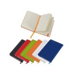 מחברת ממותגת A5 עם כריכה קשה וסגירת גומי במבחר צבעים